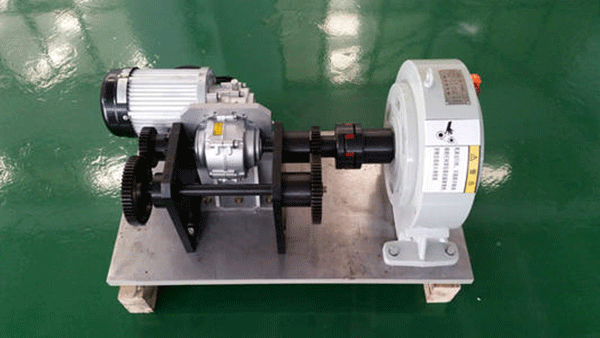 三相異步電動機的功率因數和損失分析。